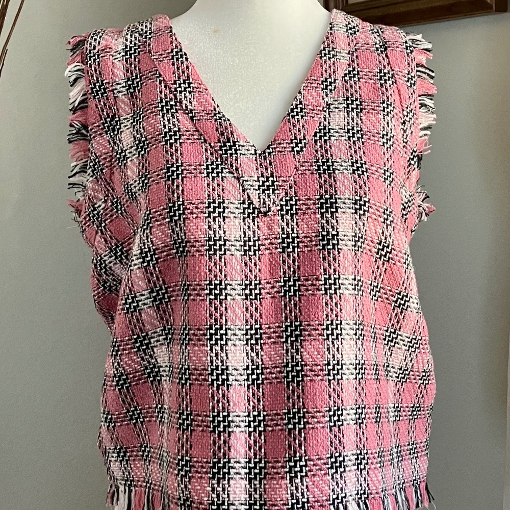 Vintage grandpa-core sweater vest